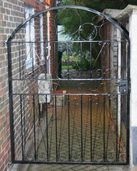 Custom-made-gate-Barnham