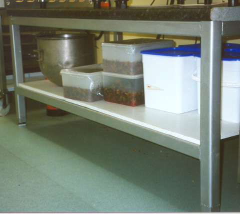 Catering bench 3