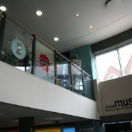 Balustrade-with-glass-broad-view